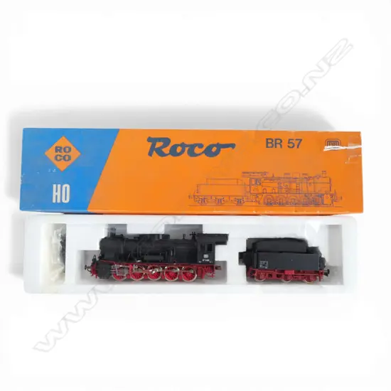BOXED ROCO HO DB STEAM LOCOMOTIVE & TENDER BR 57 04116A