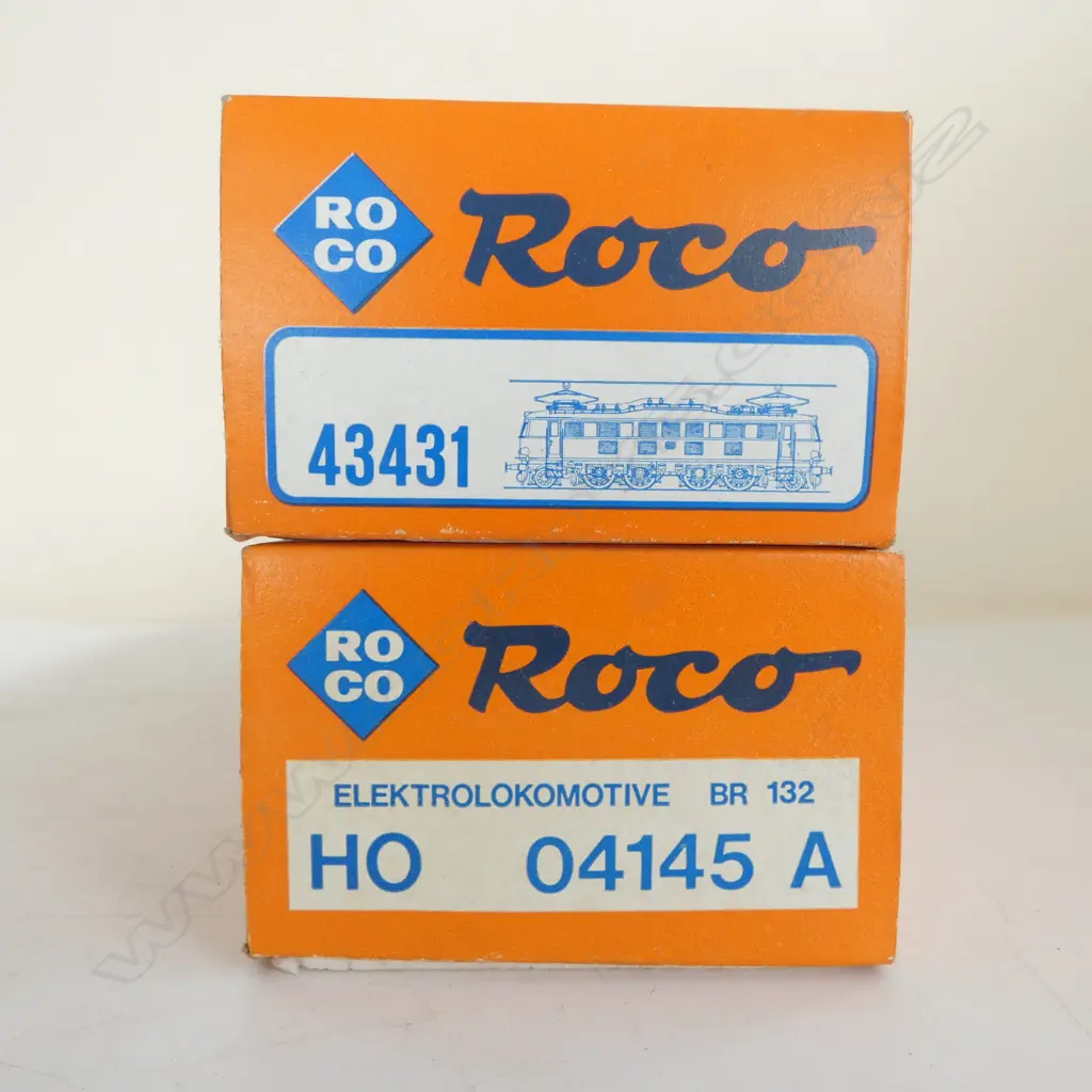 2 BOXED ROCO HO DB ELECTRIC LOCOMOTIVES: BR 132 04145A & BR 118 43431 Image 1++