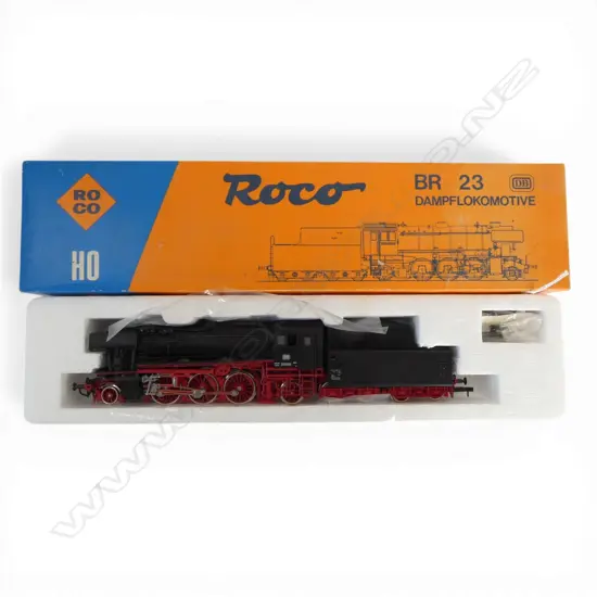BOXED ROCO HO DB STEAM LOCOMOTIVE & TENDER BR 23 04120 A 