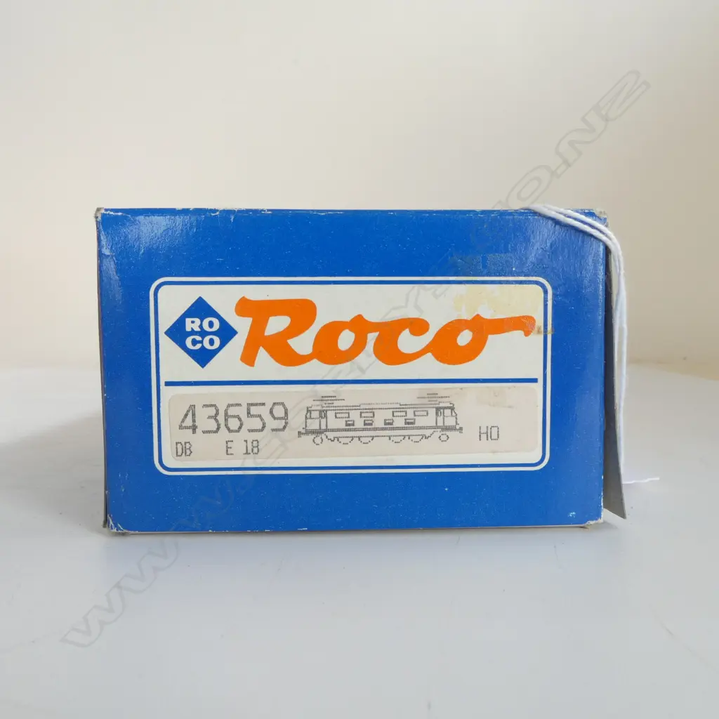 BOXED ROCO HO DB ELECTRIC LOCOMOTIVE E 18 43659 Image 1++