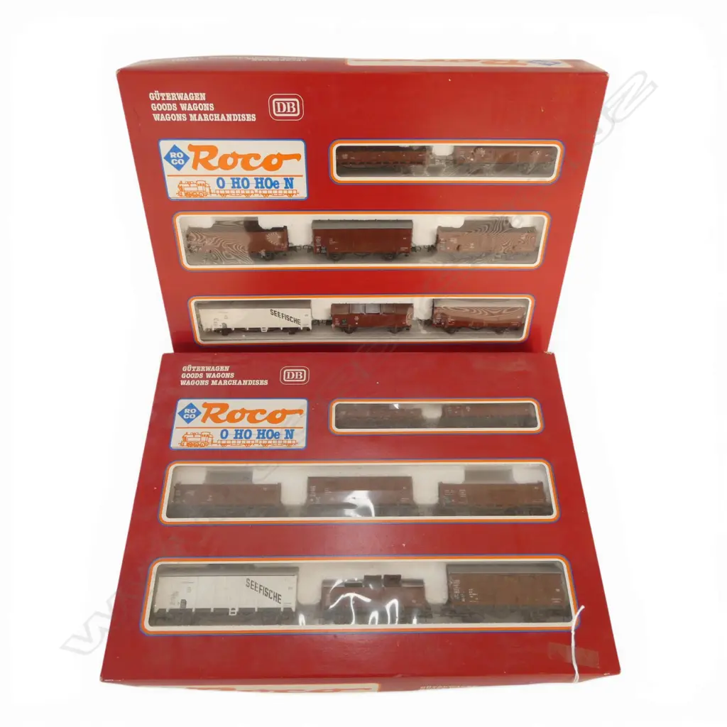2 BOXED ROCO HO DB 44002 WAGON SETS  Image 1++
