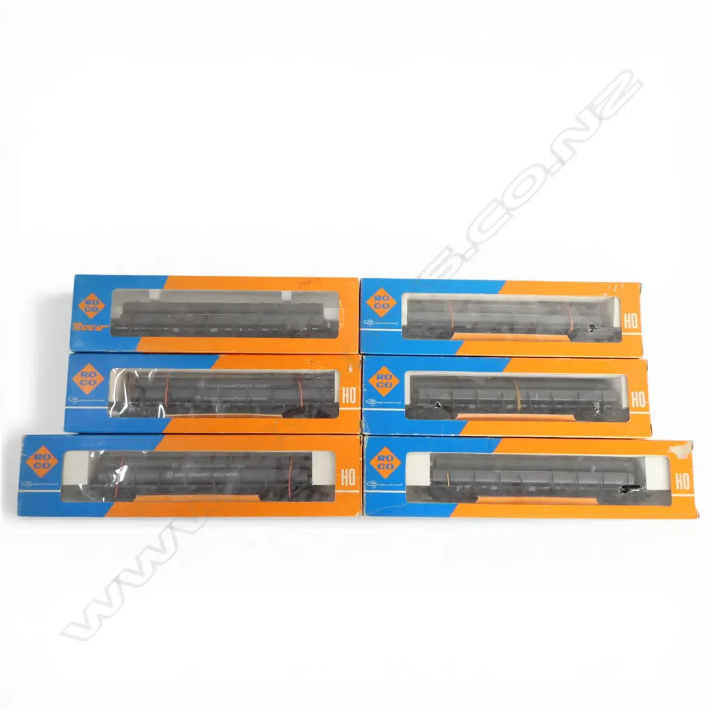 6 BOXED ROCO HO WAGONS 4361 Image 1++