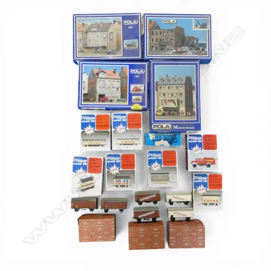 ASST. HO MODEL KITS & WAGONS; POLA, PREISER, MARKLIN, etc