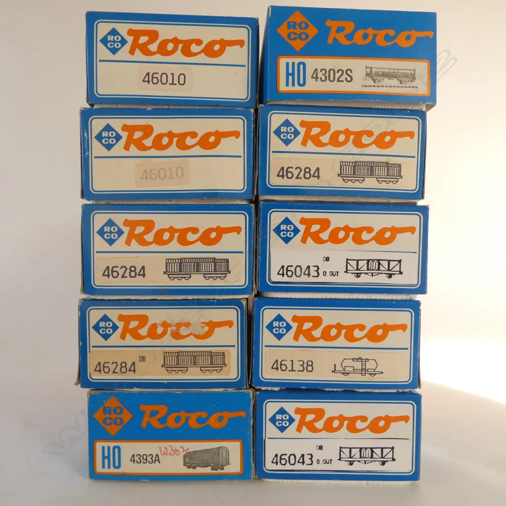 10 ASST. BOXED HO DB ROCO WAGONS ... Image 1++