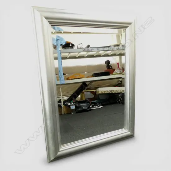 BEVEL EDGED MIRROR 800x600mm