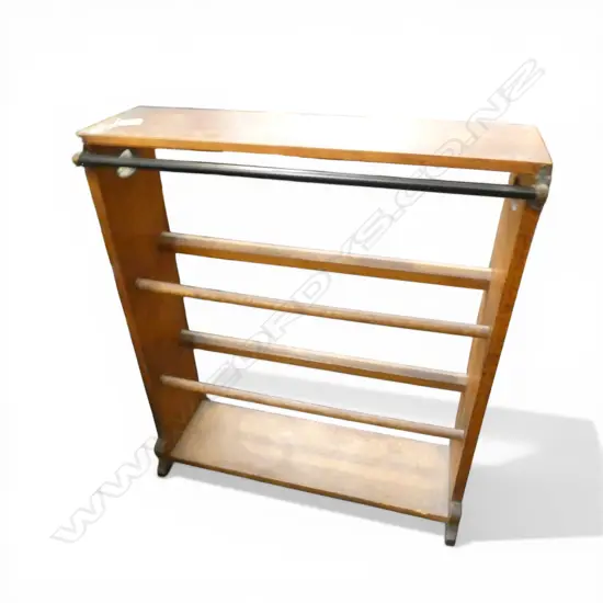 COLONIAL SHOE RACK 725x220x840mm