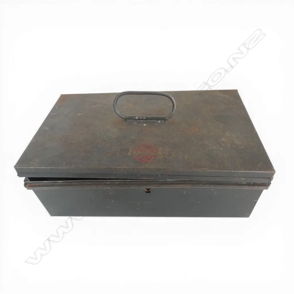 VINTAGE 'RONEO' LOCK BOX 560x165x90mm Image 1++