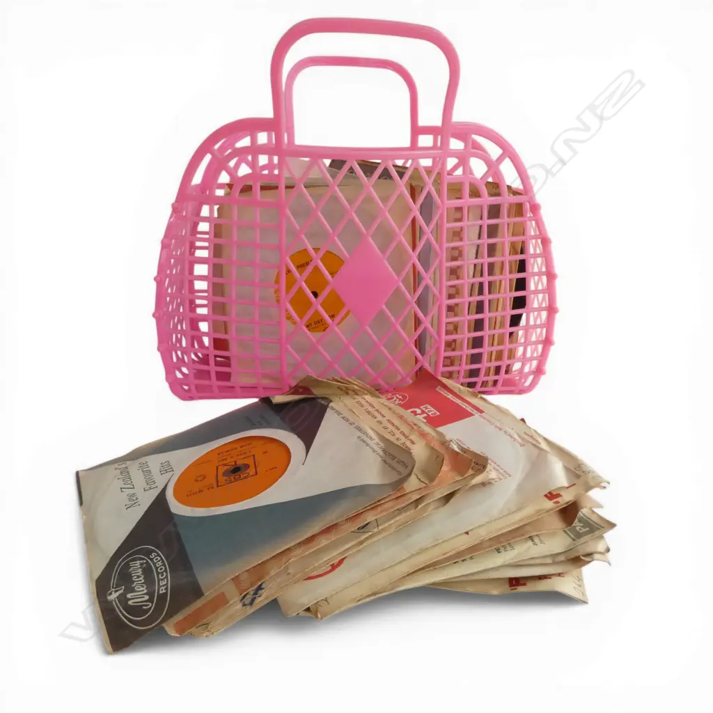ASST. ROCK 45s ELVIS, CONNIE FRANCIS, JOHNNY DEVLIN etc IN PINK BAG Image 1++