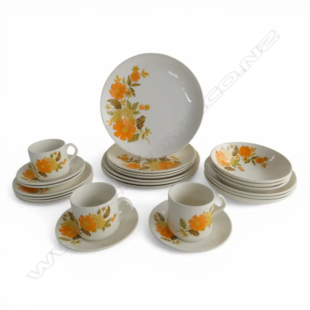 ASST. CROWN LYNN 'FRAGRANCE' CHINA cups, saucers, plates, etc Image 1++