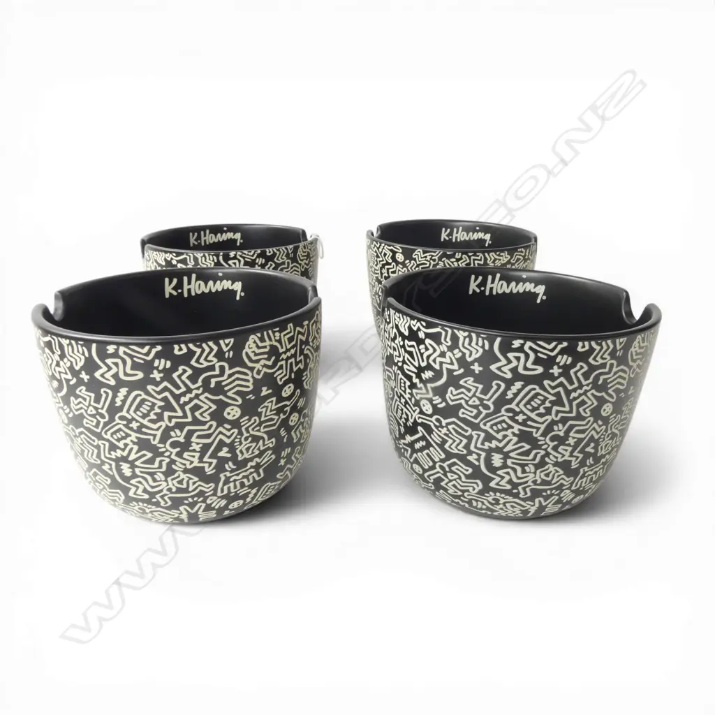 4 TYPO RAMEN NOODLE BOWLS w. KEITH HARING DESIGN H.125mm Image 1++