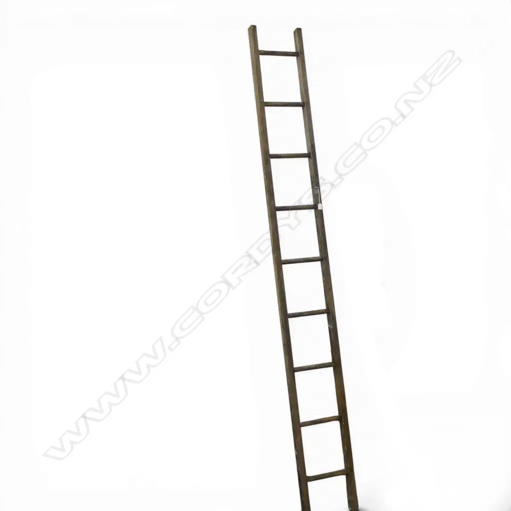 WOODEN LADDER H.2800mm Image 1++