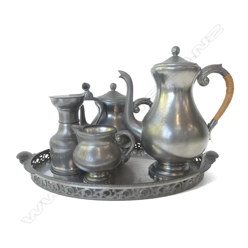 PEWTER 4-PIECE TEA/COFFEE SERVICE ON TRAY H.270mm Image 1++