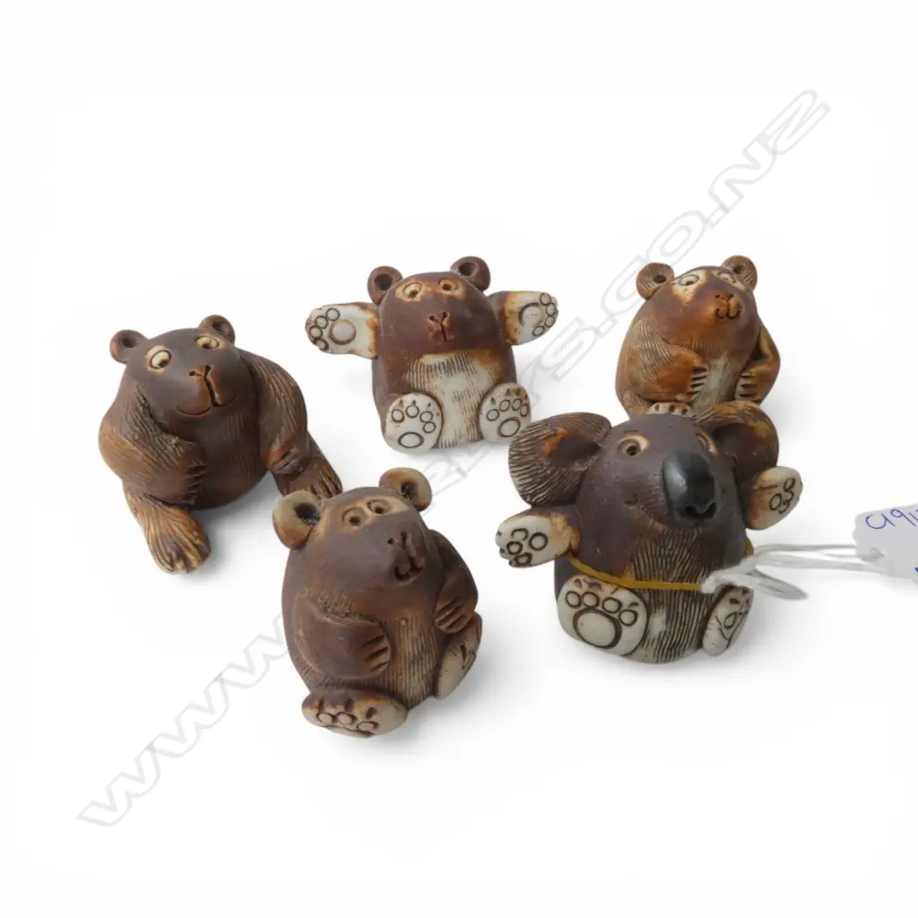 5 TRISTAN TOTTY POTTERY ANIMALS H.45mm Image 1++