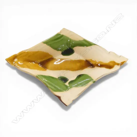 RICHARD PARKER DISH 125x195mm