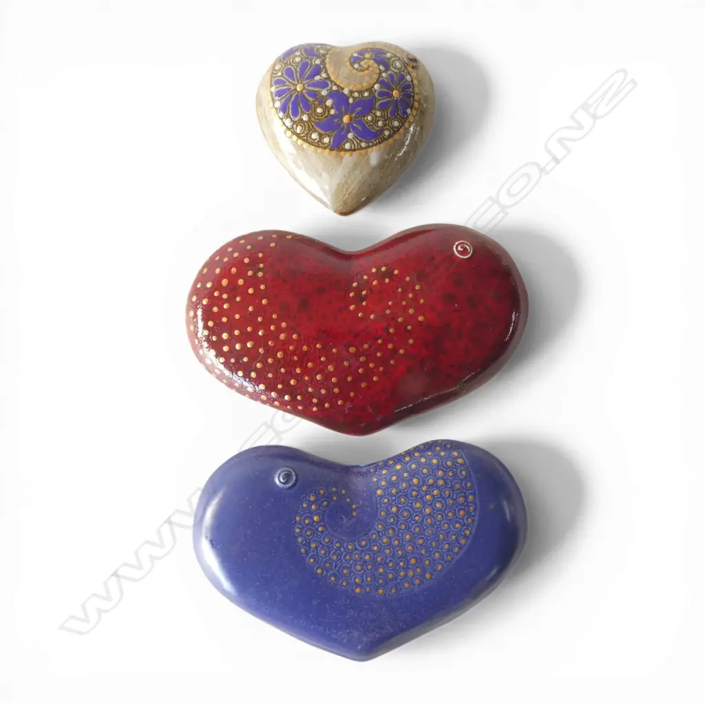 3 KEUM SUN LEE CERAMIC HEARTS, L.110mm, wall hanging Image 1++