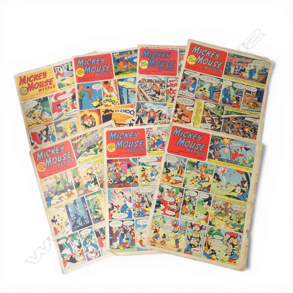 SEVEN VINTAGE 1952 MICKEY MOUSE WEEKLY COMICS, L.350MM Image 1++