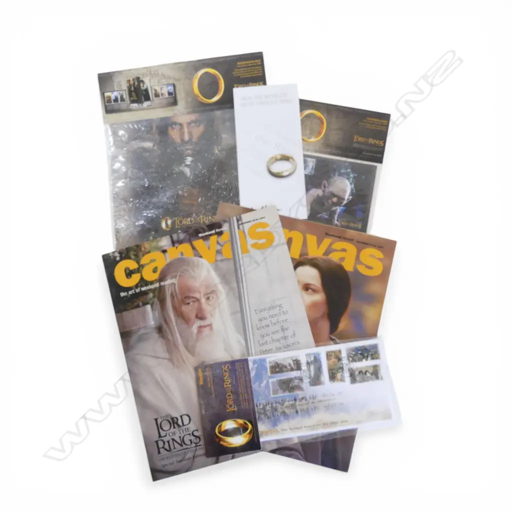 COLLECTION OF LORD OF THE RINGS EPHEMERA Image 1++