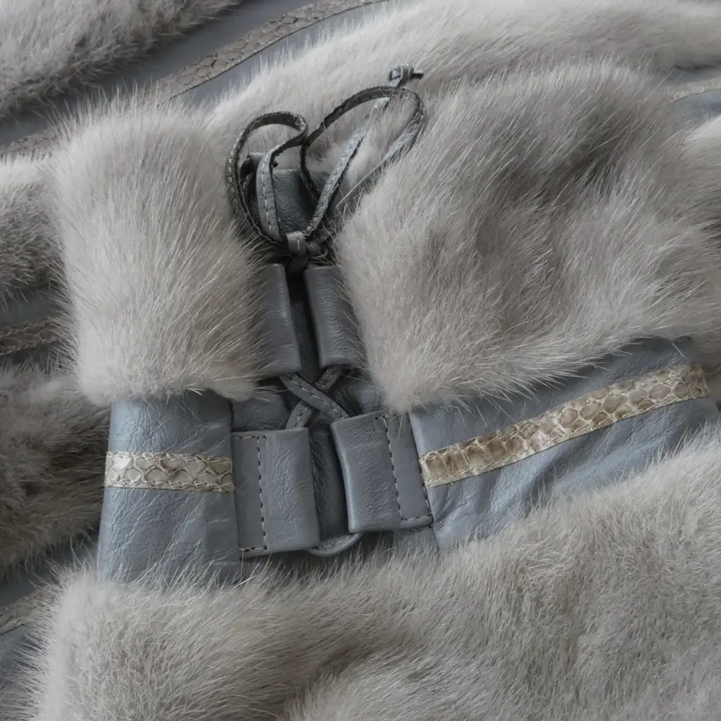 GREY MINK FUR & SNAKESKIN JACKET Image 1++
