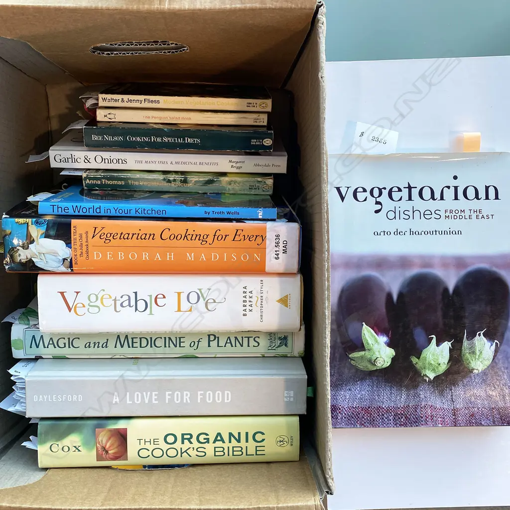 *THE FOLLOWING 32 LOTS ARE PART OF THE BROWNSON BOOK COLLECTION* VEGETARIAN COOKING, 12 VOLS... Image 1++