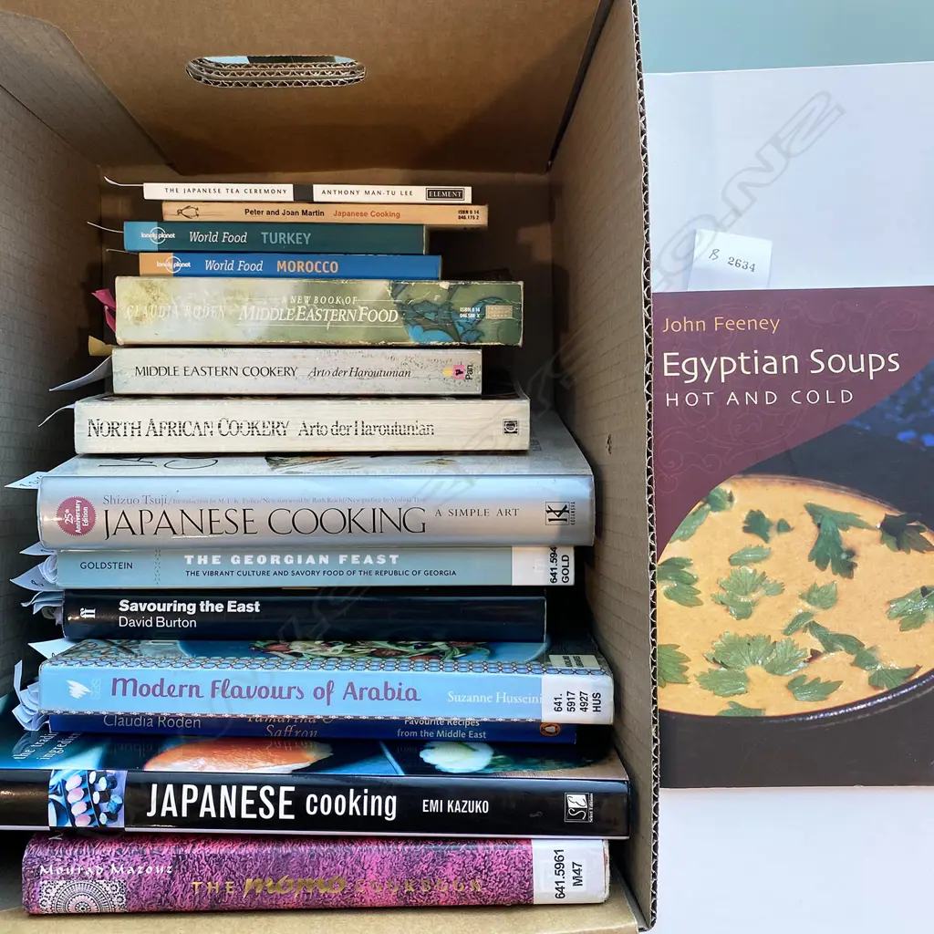 MIDDLE EASTERN COOKERY AND JAPANESE COOKERY, 15 VOLS: Image 1++