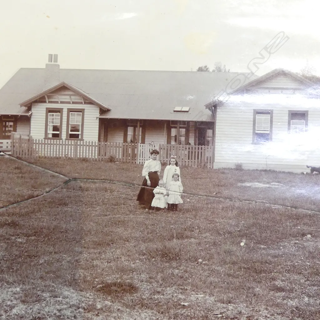 ASST. HOUSE PHOTOS C.1900 Image 1++