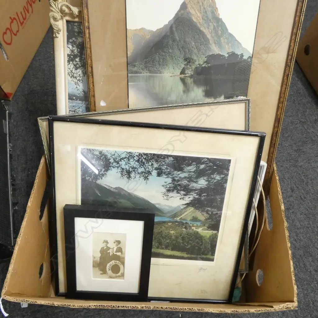 9 ASST. ARTWORKS Image 1++