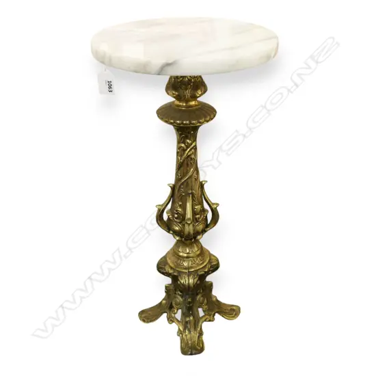 SMALL FRENCH STYLE BRASS SIDE TABLE WITH WHITE ONYX TOP, H.490mm