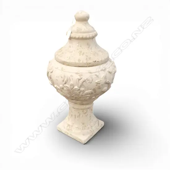 WHITE CERAMIC FINIAL H.560mm AF