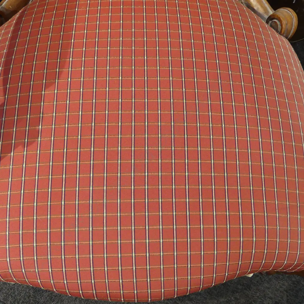 VICTORIAN GRANDFATHER CHAIR Image 1++