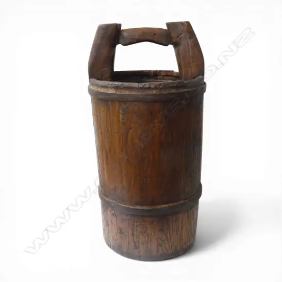 ANTIQUE LARGE CHINESE WOODEN STAVED WATER BUCKET, H.740MM, D.380MM