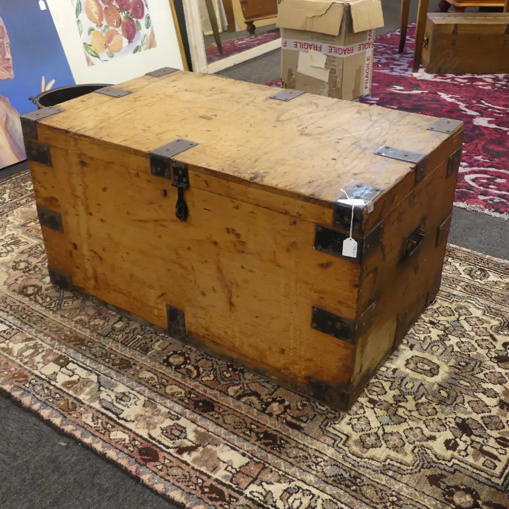 RUSTIC TRUNK 860x515x460mm Image 1++