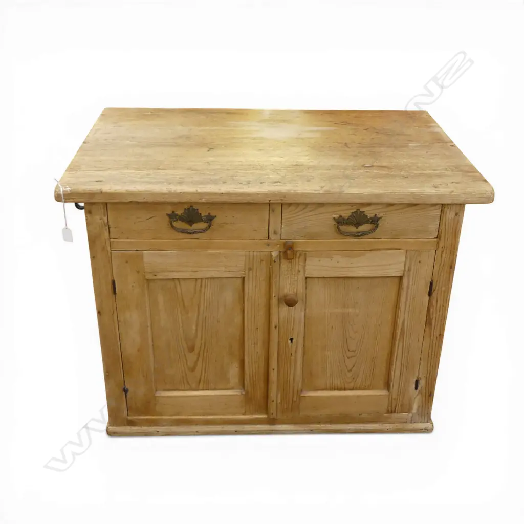 PINE CABINET 940x610x700mm Image 1++