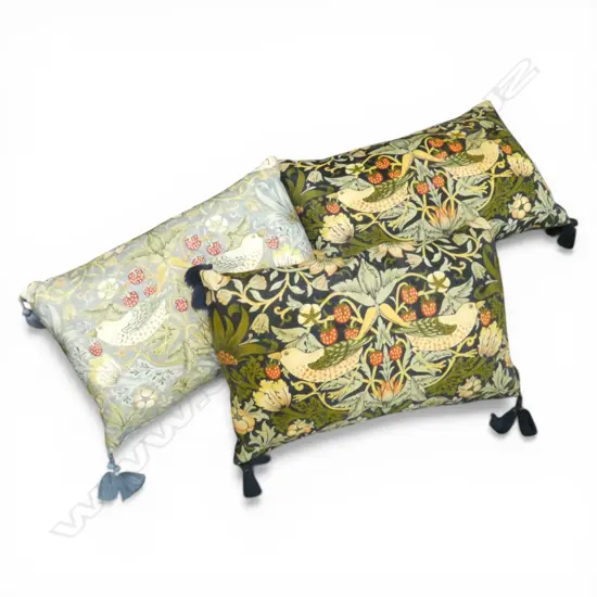 3 MORRIS & CO TASSELED CUSHIONS W.580mm