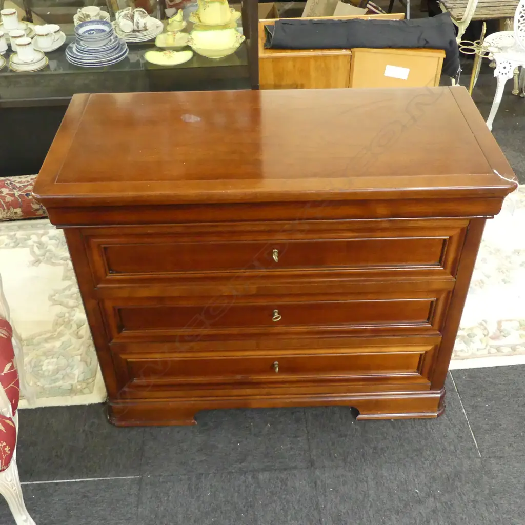 CONTINENTAL STYLE SOLID WOOD LOWBOY 1100x500x885mm Image 1++