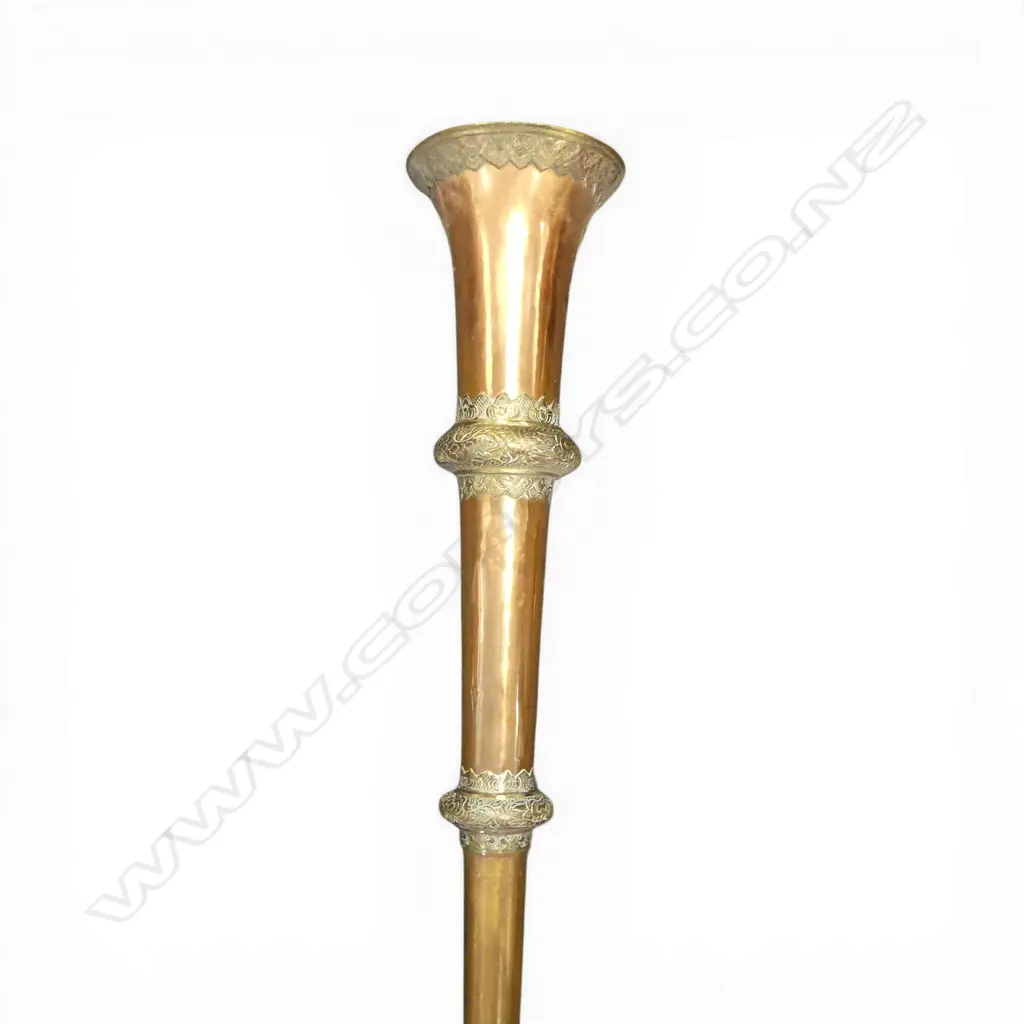 NEPALESE MOUNTAIN TRUMPET L.1390 / 570mm compressed Image 1++