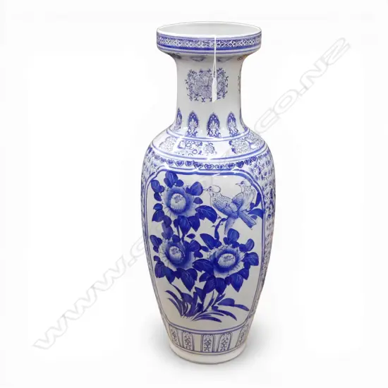LG ORIENTAL B/W VASE H.600mm