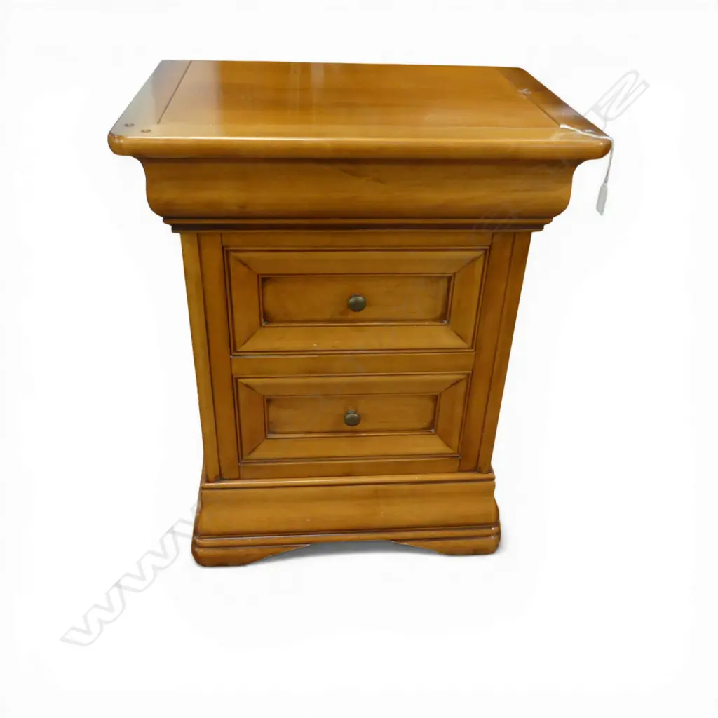 SOLID WOOD BEDSIDE DRAWER 560x390x700mm chip to frieze drawer corner Image 1++