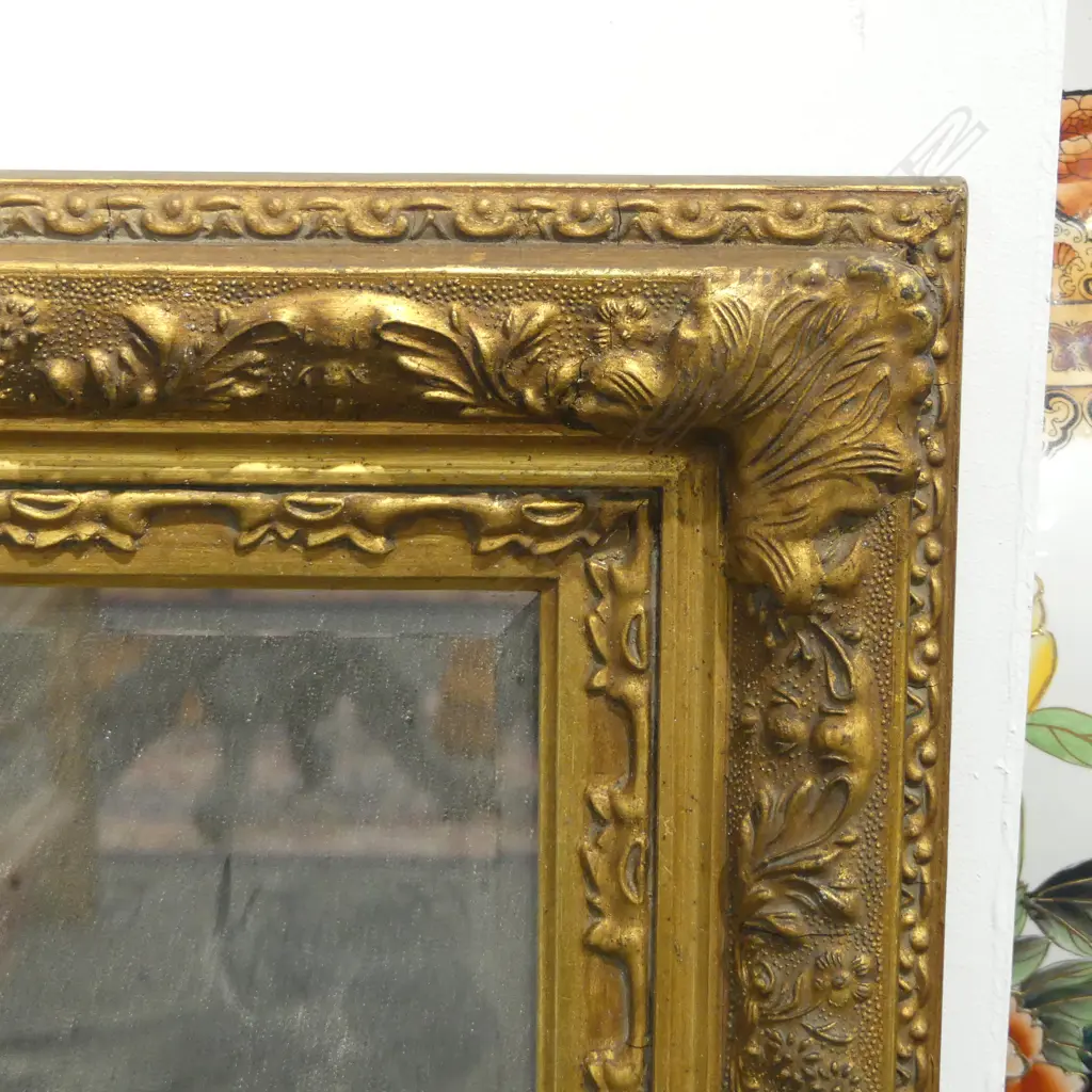 LG GILT FRAMED MIRROR 855x1165mm Image 1++