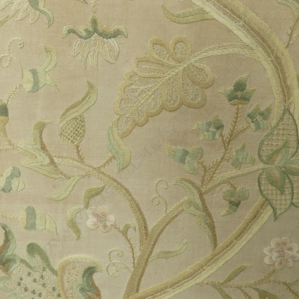 EMBROIDERED FIRE SCREEN H.880 W.610mm Image 1++