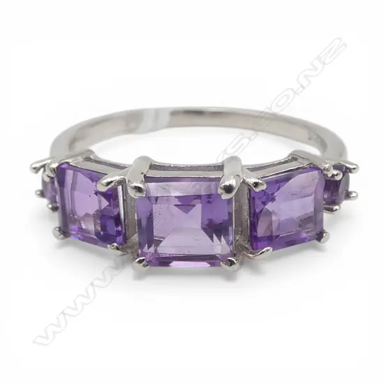 SILVER AMETHYST RING SIZE R
