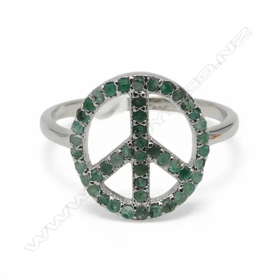 SILVER EMERALD PEACE RING SIZE Q FAULTS TO STONES