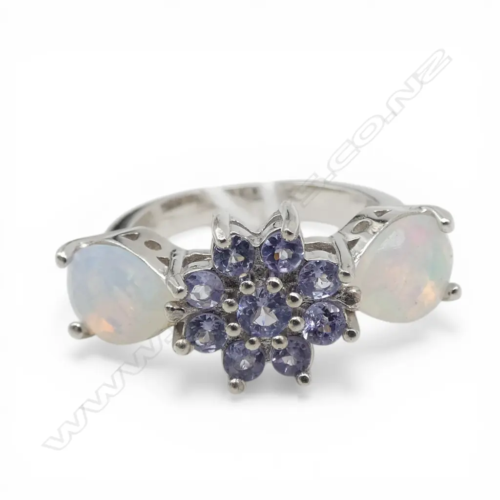 SILVER TANZANITE AND WELO OPAL RING SIZE L Image 1++