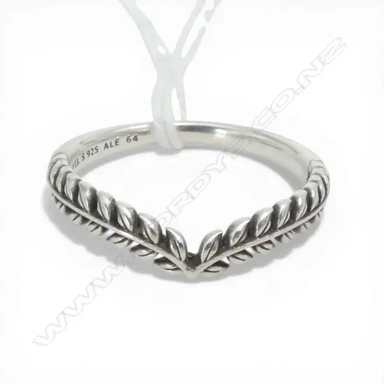 PANDORA SILVER LEAF DESIGN RING size W