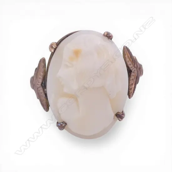 9ct ROSE GOLD & CAMEO RING 4.4gms SIZE R