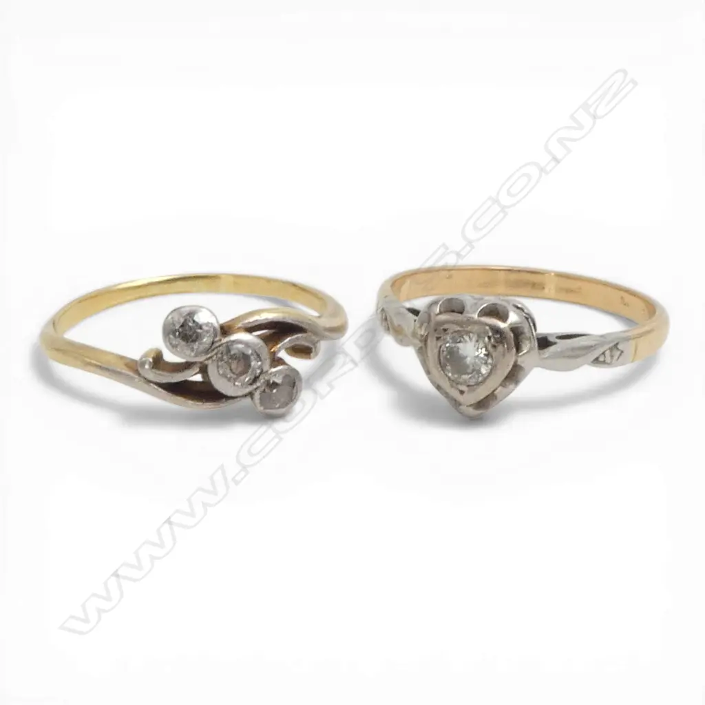 TWO 18CT GOLD & DIAMOND RINGS 4gms SIZE L 1/2 Image 1++