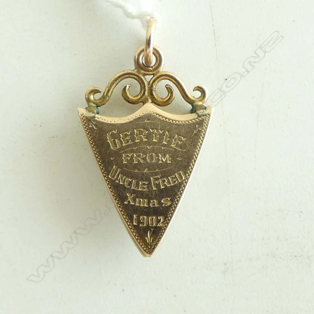9ct GOLD & STONE FOB engraved presentation detail to reverse 1902. 4.99gms Image 1++