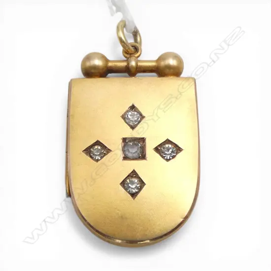 9CT GOLD WHITE STONES glued in LOCKET TOTAL WEIGHT6.3GMS