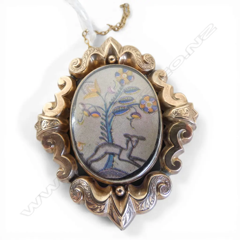 9ct VICTORIAN ORNATE FRAMED REVOLVING LOCKET BROOCH, 16.33gm Image 1++