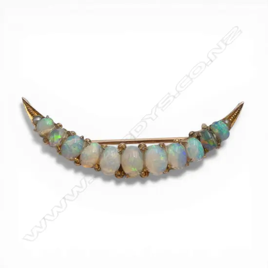C.1900 9ct GOLD & OPAL CRESCENT BROOCH stones roughly glued in. 2.4gms