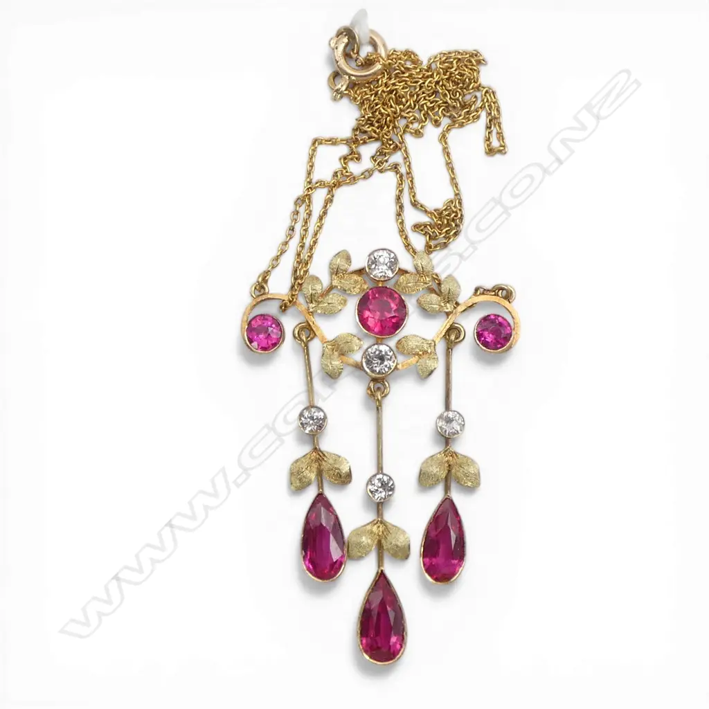 18ct REPRODUCTION EDWARDIAN STLYE PINK/WHITE STONED NECKLACE 5.8 gms Image 1++